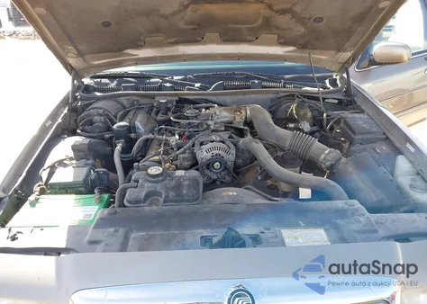 2001 Mercury Grand Marquis Gs from USA, damaged, VIN 2MEFM74W51X651759